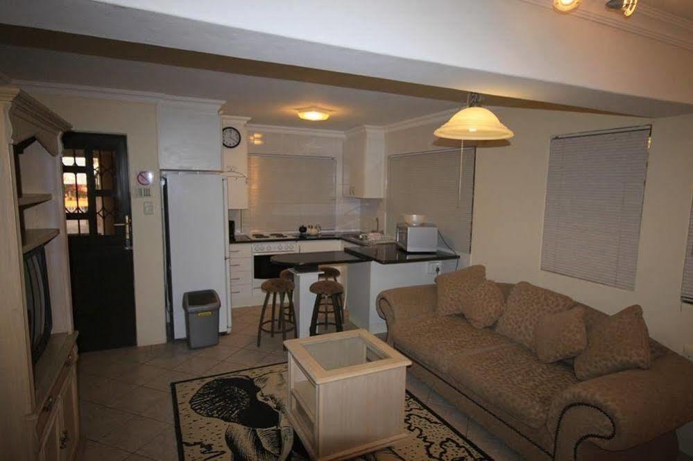 Lapa Lighthouse B&B Umhlanga Bagian luar foto